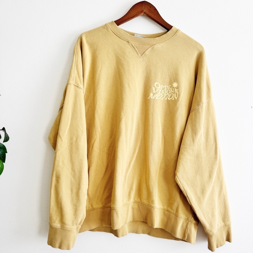 Optic vision & motion H&M pullover large